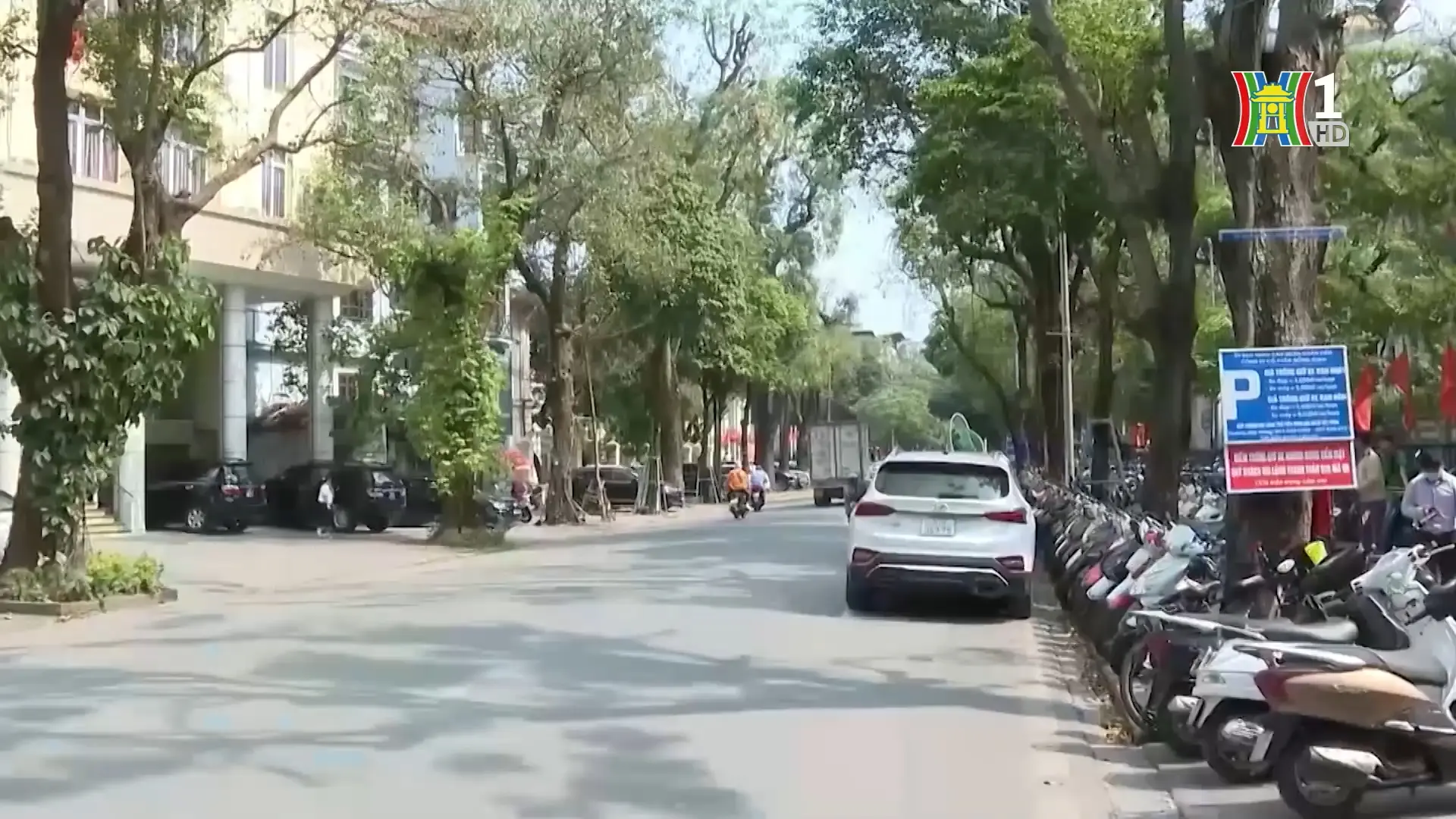 Hà Nội xây dựng tuyến phố văn minh đô thị | Chính quyền đô thị | 19/11/2025